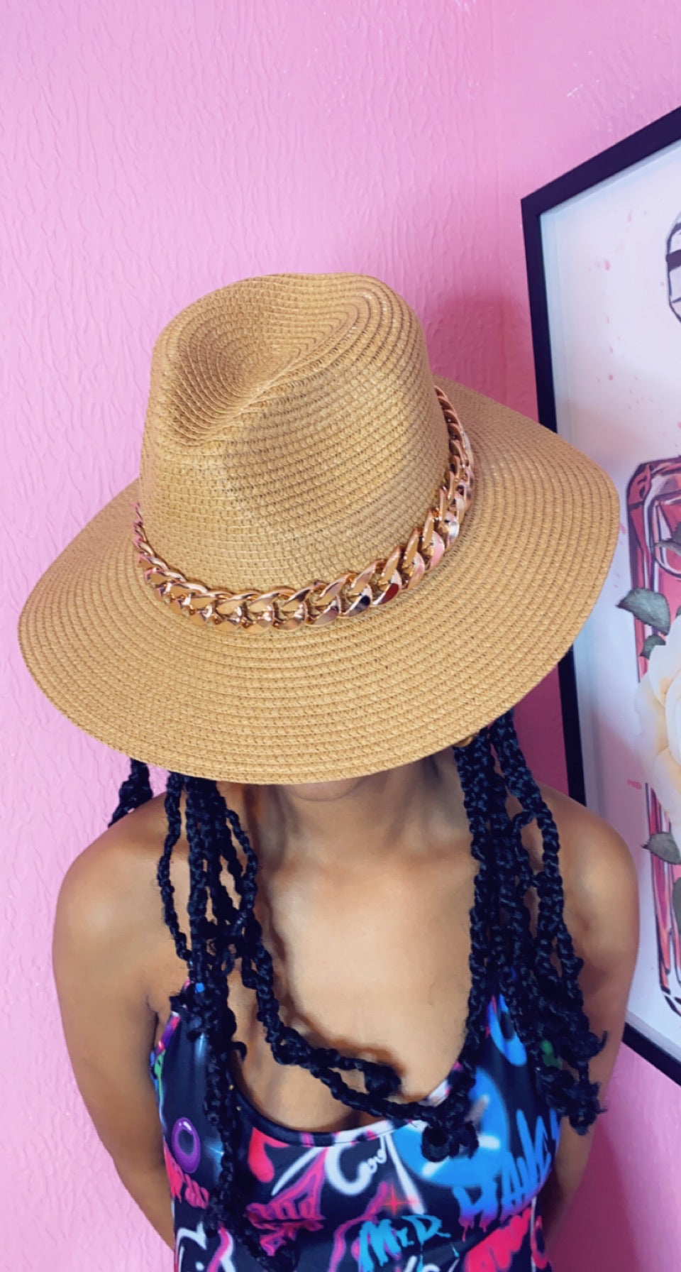 Straw Fedora w/gold chain